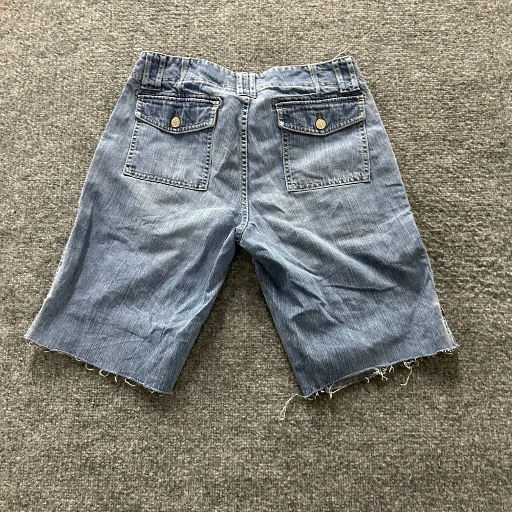 Eddie Bauer Denim Shorts Womens Size 6 Blue Cargo Raw Hem Cotton Casual Outdoor
